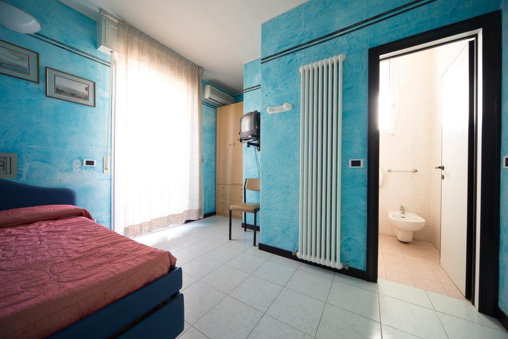 Amba Hotel Rimini Exterior photo
