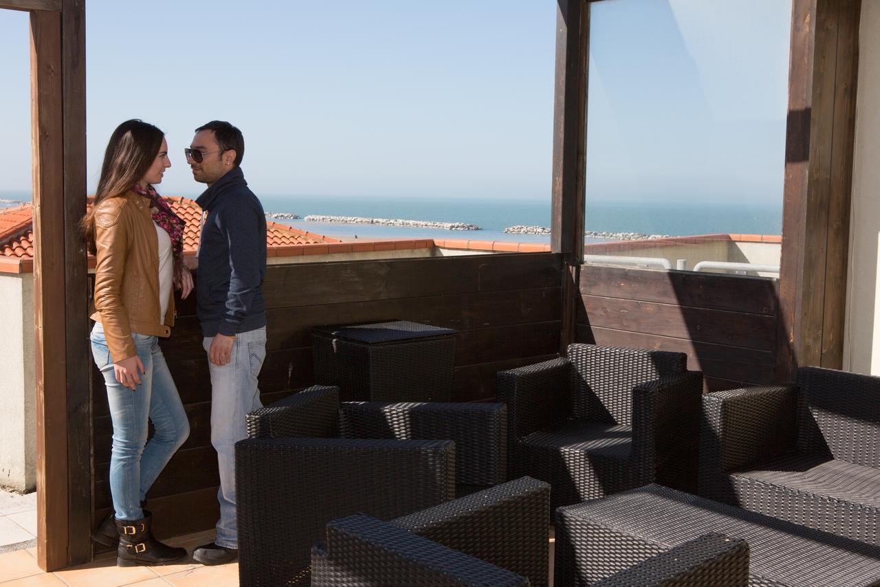Amba Hotel Rimini Exterior photo